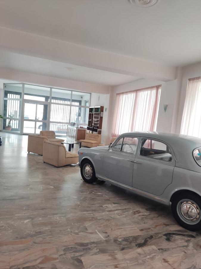 Hotel Il Dollaro Вила Сан Джовани Екстериор снимка